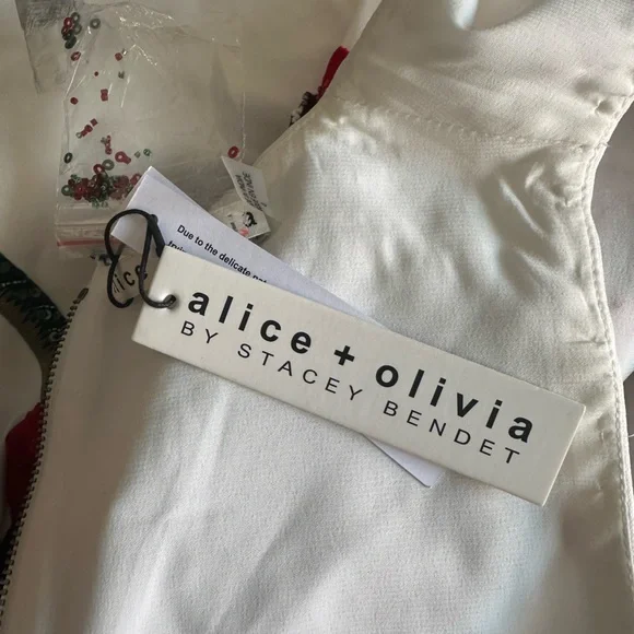Alice + Olivia by Stacey Bendet White Mini Dress with Red Floral Design - Picture 11 of 13